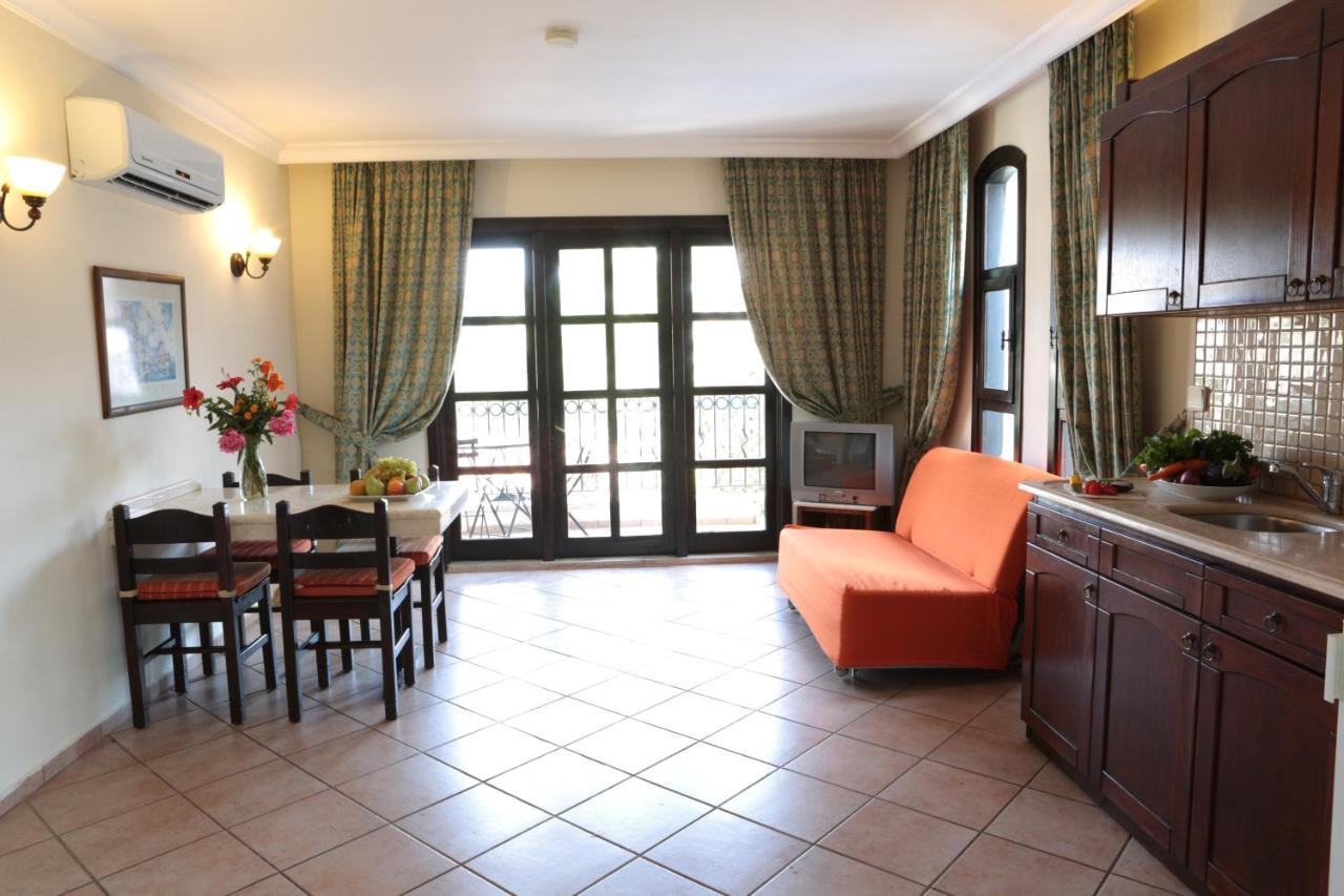 Club Turquoise Hotel Μαρμαρίς Εξωτερικό φωτογραφία