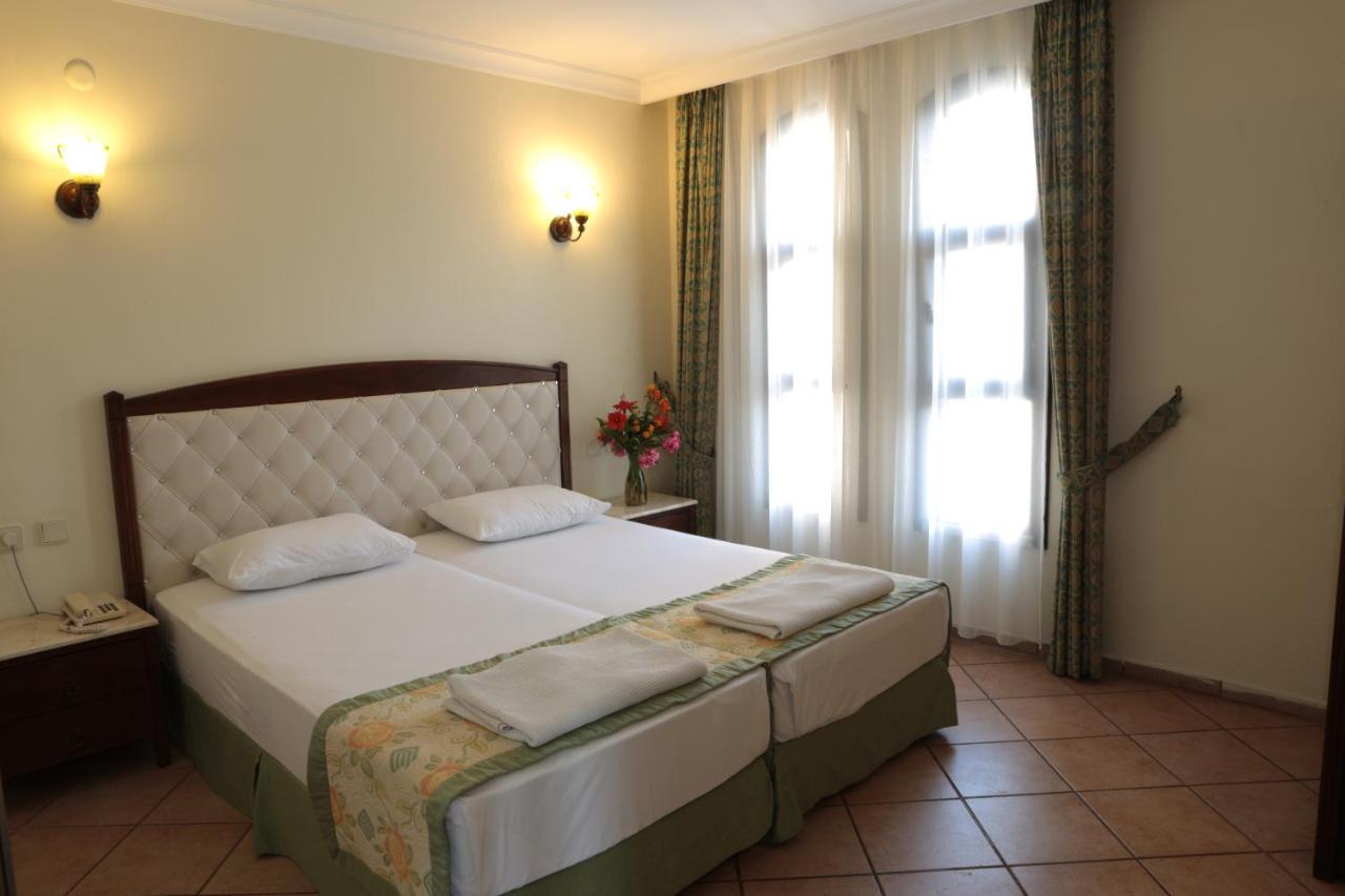 Club Turquoise Hotel Μαρμαρίς Εξωτερικό φωτογραφία